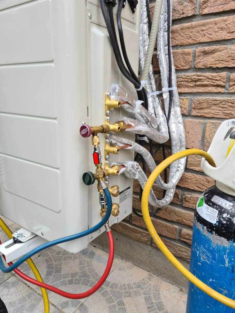 installation NEED US climatisation Hitachi