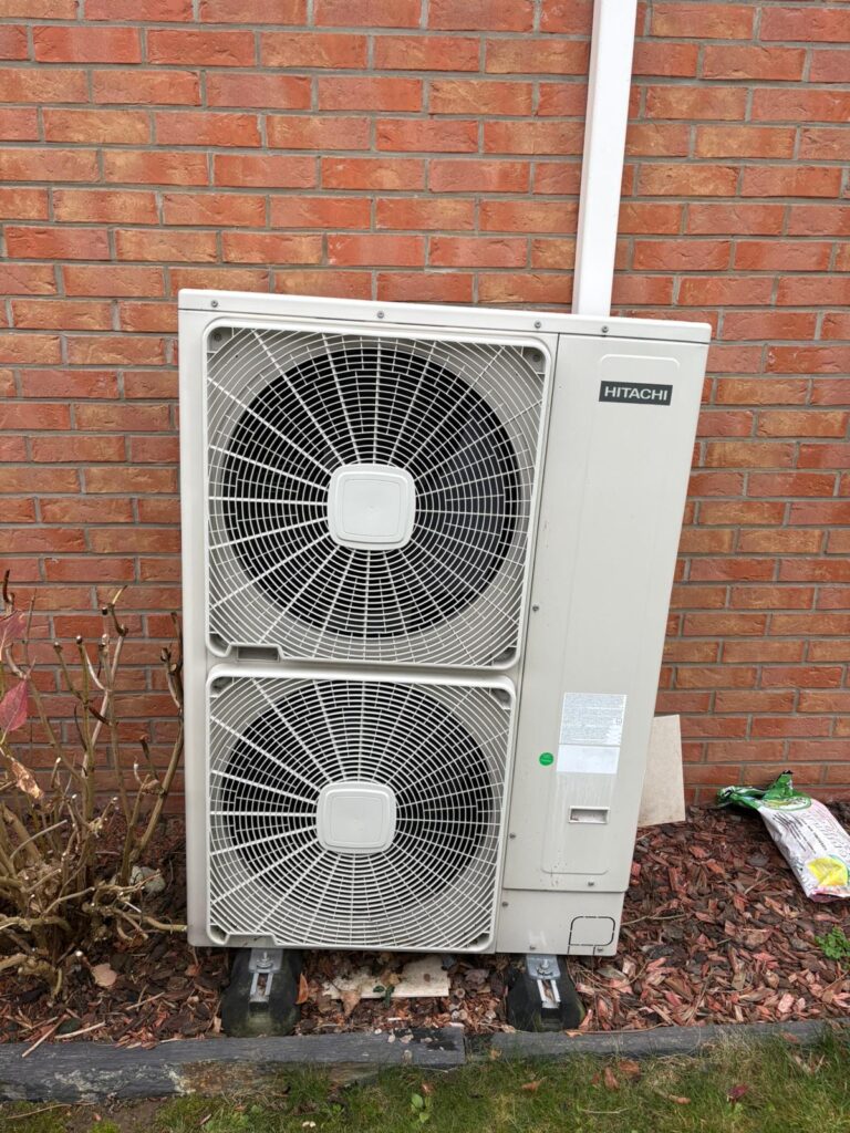 Groupe extérieur avant droit